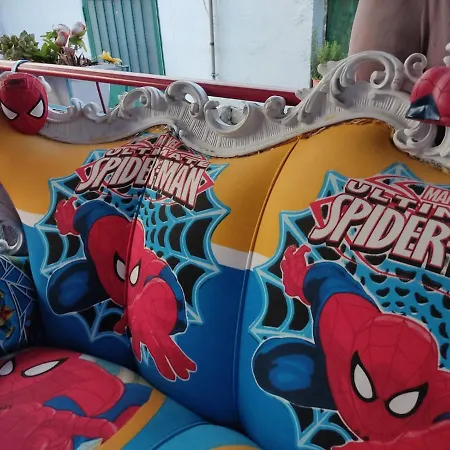 Spiderman House * Катанія