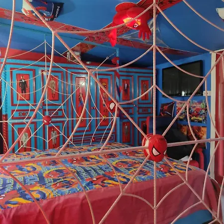 Spiderman House Катанія
